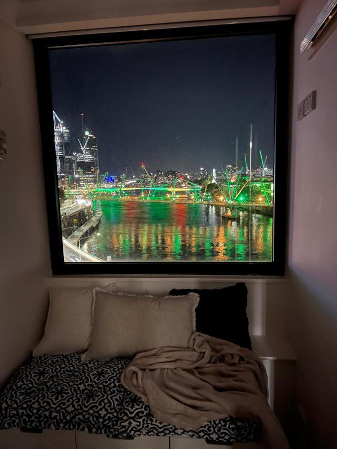 Brisbane Riverside Retreat 外观 照片